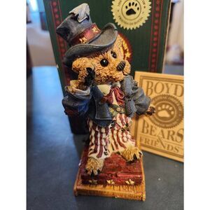 Boyds Bear figurine named "Uncle Elliot... The Head Bean Wants You!".  This spec